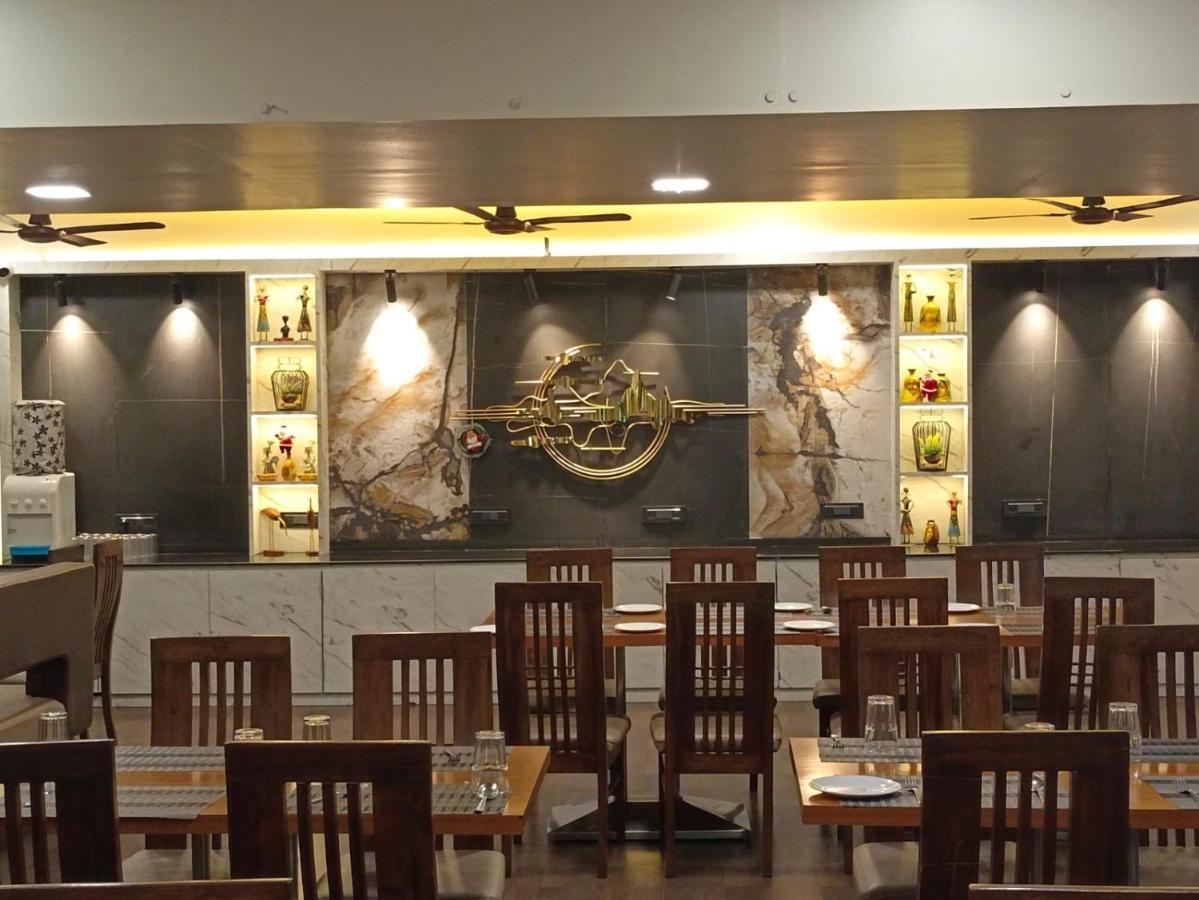 Hotel Sai Miracle Shirdi Exterior photo